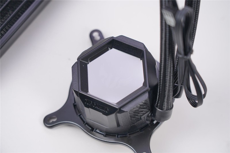 华硕TUF全家福来袭，B460M-PRO领衔众兄弟出战