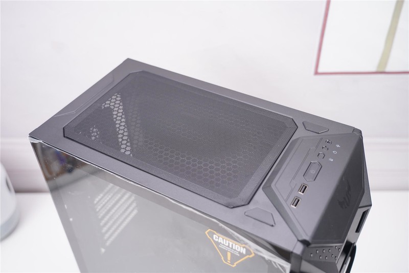 华硕TUF全家福来袭，B460M-PRO领衔众兄弟出战