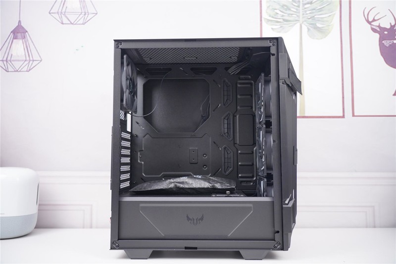 华硕TUF全家福来袭，B460M-PRO领衔众兄弟出战