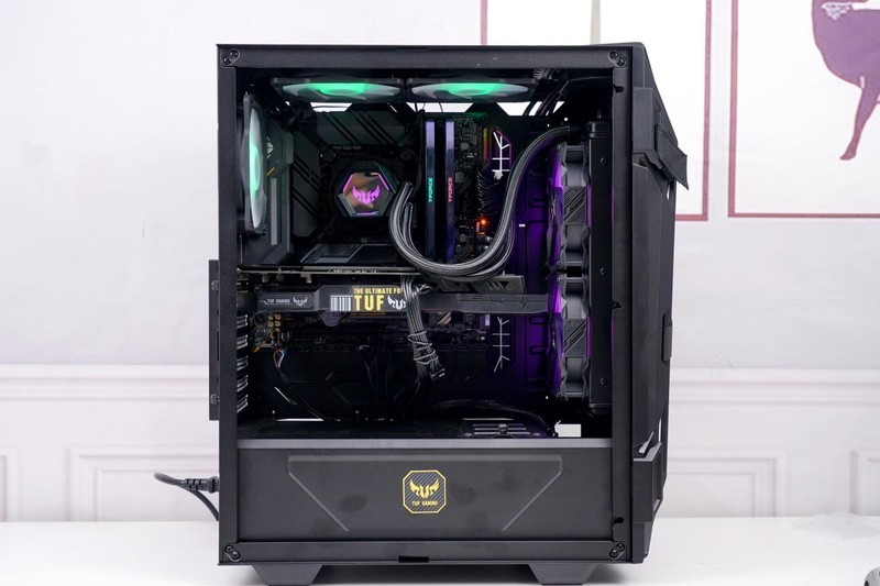 华硕TUF全家福来袭，B460M-PRO领衔众兄弟出战