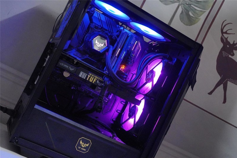 华硕TUF全家福来袭，B460M-PRO领衔众兄弟出战