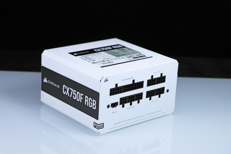 天青色等烟雨，而我在等你，亲，吹雪不？