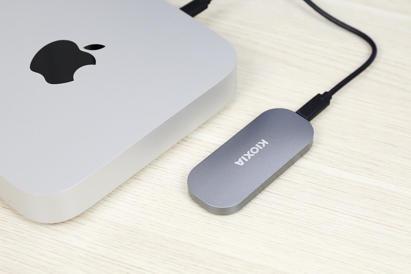 速度快、颜值高，这款NVME移动固态硬盘太赞了，铠侠XD10评测