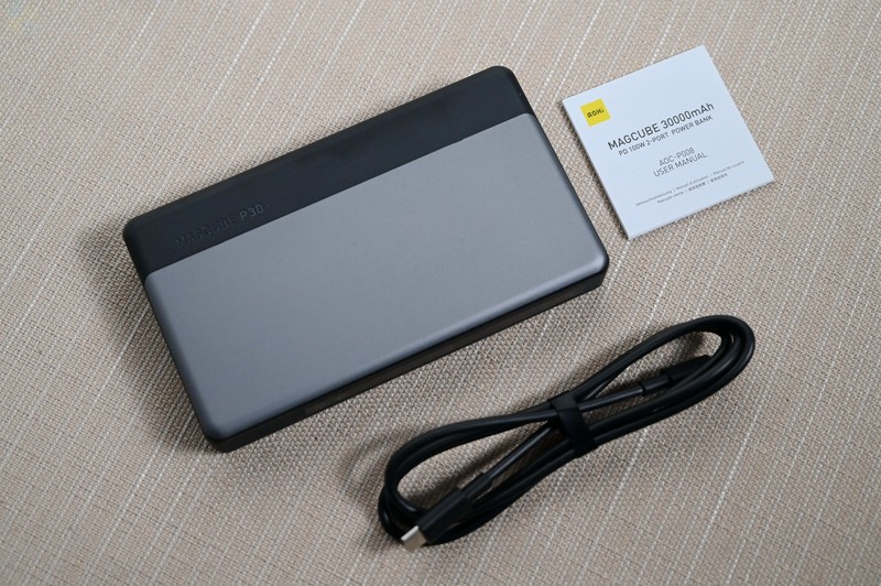 3万容量的100W充电宝，体积居然没那么大，AOHi双口PD快充移动电源体验