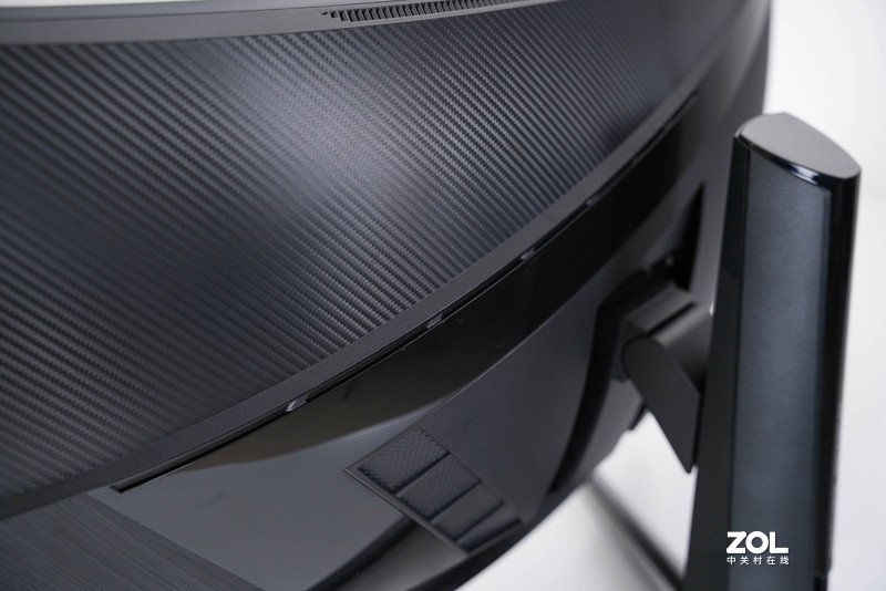 大桌面用上了它结果如何？MPG ARTYMIS 343CQR上桌体验分享