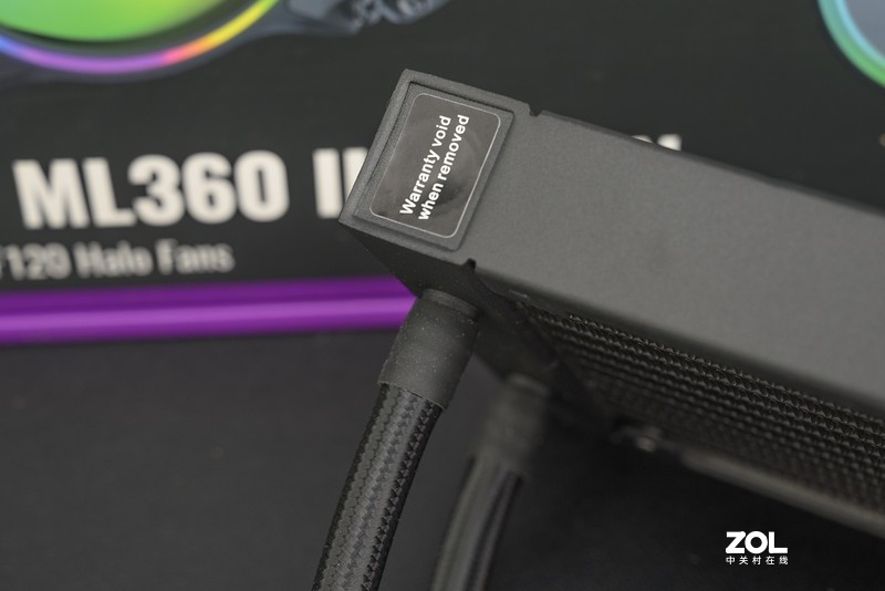 玩RGB和散热都专业，馋哭隔壁孩子的酷冷至尊 冰神G360幻境