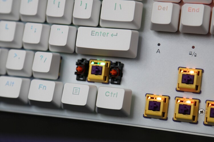 拿来把你~A87终极形态达成：达尔优A87无线三模RGB可插拔轴机械键盘体验