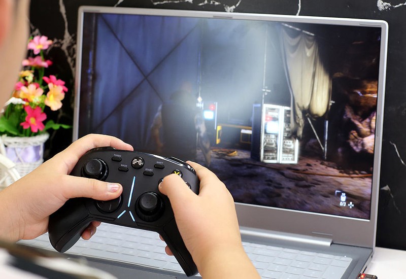 物理调速一键连招，北通阿修罗3无线手柄体验