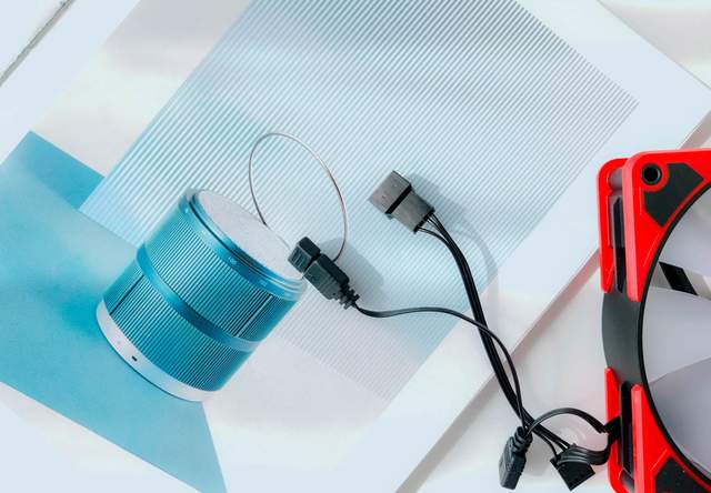 冷头带涡轮风扇，艾湃电竞360 OC水冷评测：极致静音+旋转式安装