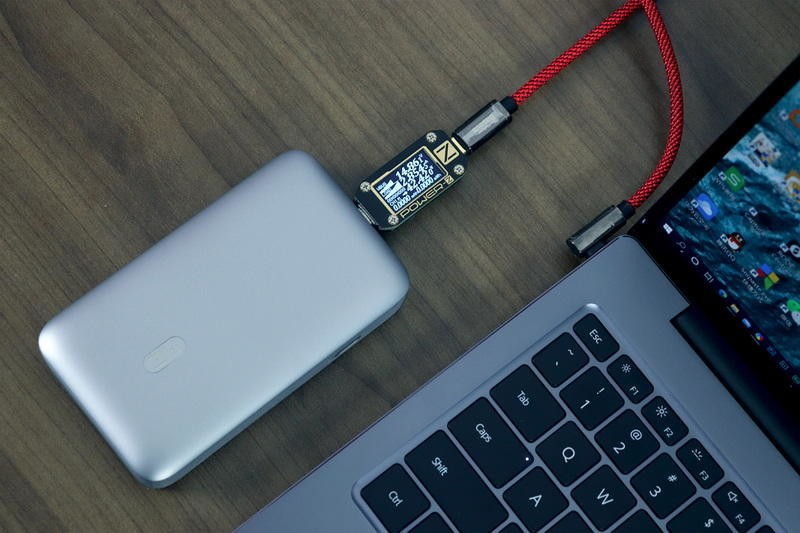 要50W快充，更要4K HDMI扩展：紫米10000mAh多功能移动电源体验