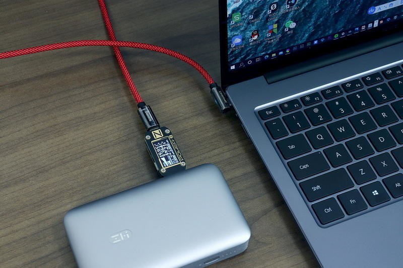 要50W快充，更要4K HDMI扩展：紫米10000mAh多功能移动电源体验