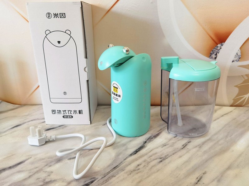 不同水温3S可取，米因即热式饮水机不仅智能还便携