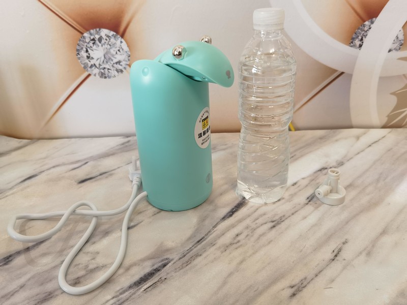 不同水温3S可取，米因即热式饮水机不仅智能还便携