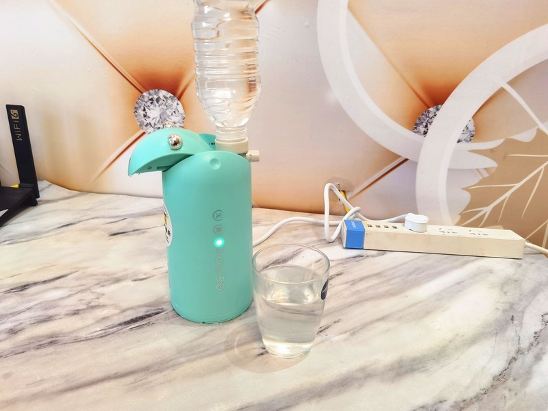 不同水温3S可取，米因即热式饮水机不仅智能还便携