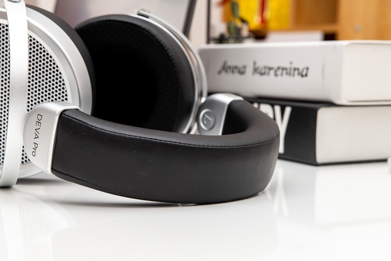 HIFIMAN出了一款新耳机，关键词“隐形”，我突然有个大胆的想法