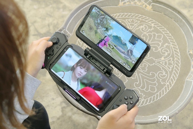 做到极致的游戏手机长啥样，ROG游戏手机3电竞装甲套装告诉你