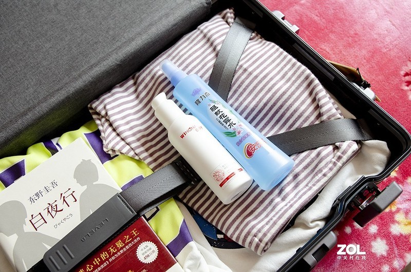 登机箱也有新高度，商务人士喜爱的地平线8号power系列登机箱体验