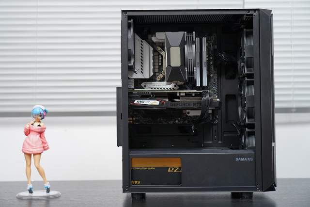 仅百元出头，光污染灯效一下拉满先马黑金刚5体验