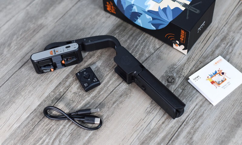 一杆搞定出游拍摄 浩瀚小Q稳拍杆体验