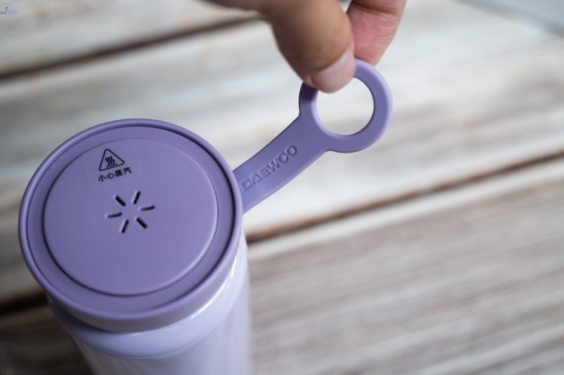 保温效果超好的小水杯，居然还有烧水功能，大宇彩虹杯体验