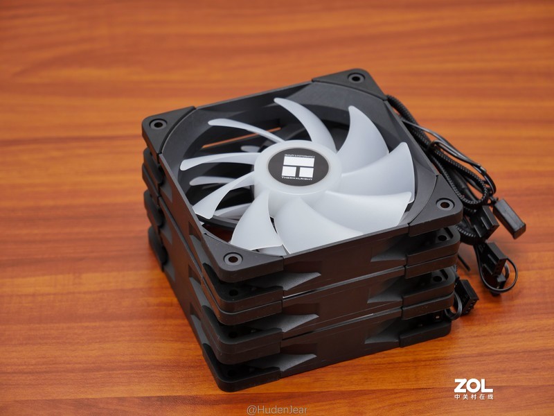 装台畅玩赛博朋克2077的机器：TUF RTX3080配置装机