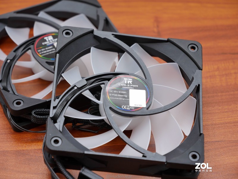 装台畅玩赛博朋克2077的机器：TUF RTX3080配置装机