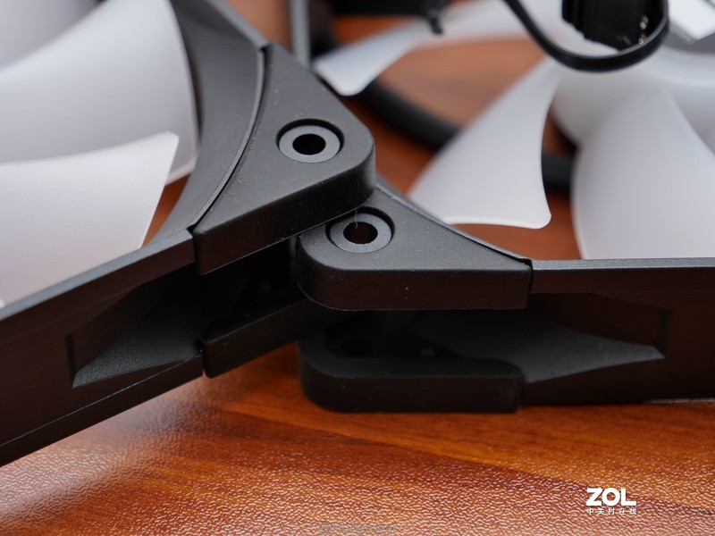 装台畅玩赛博朋克2077的机器：TUF RTX3080配置装机