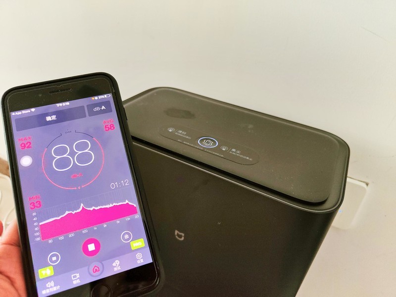 45天倒1次垃圾 米家集尘扫拖机器人帮你懒到家