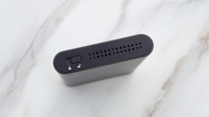 优越者S206A双盘位M.2硬盘盒体验：强力散热 数据无忧