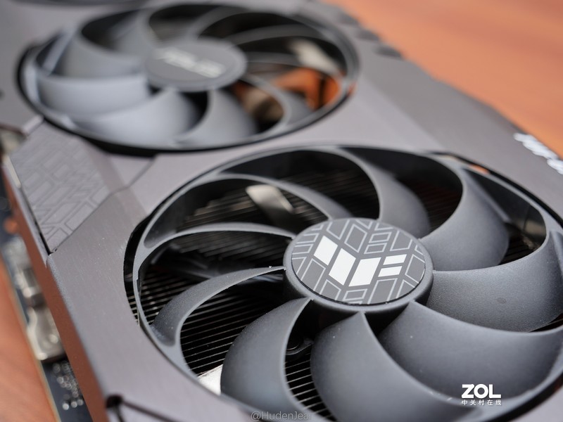 装台畅玩赛博朋克2077的机器：TUF RTX3080配置装机