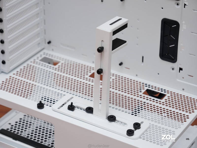 装台畅玩赛博朋克2077的机器：TUF RTX3080配置装机