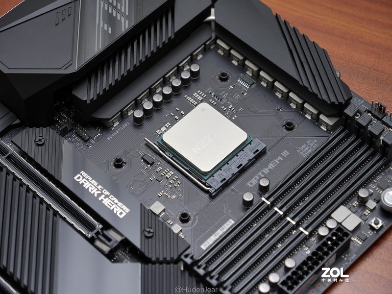 装台畅玩赛博朋克2077的机器：TUF RTX3080配置装机