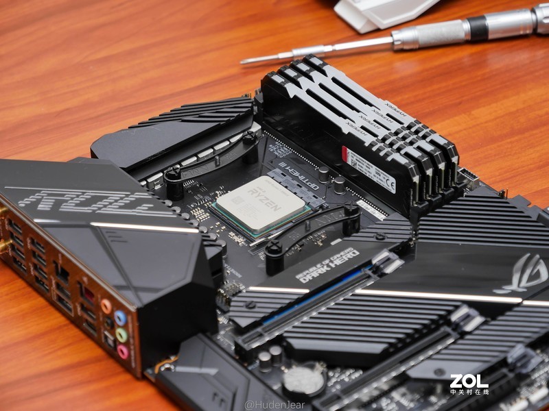 装台畅玩赛博朋克2077的机器：TUF RTX3080配置装机