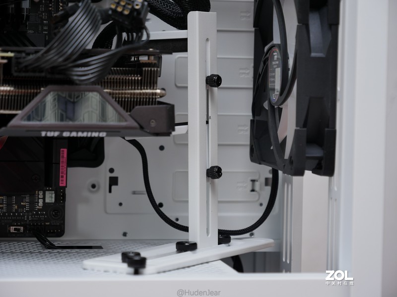 装台畅玩赛博朋克2077的机器：TUF RTX3080配置装机