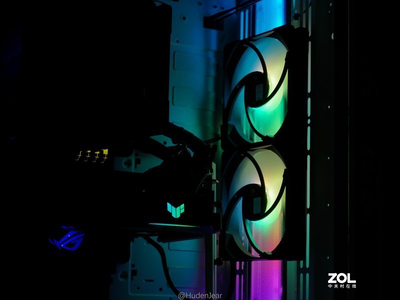 装台畅玩赛博朋克2077的机器：TUF RTX3080配置装机