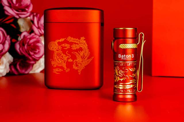 傲雷指挥家3龙凤尊享版：一款不知道该不该使用的手电