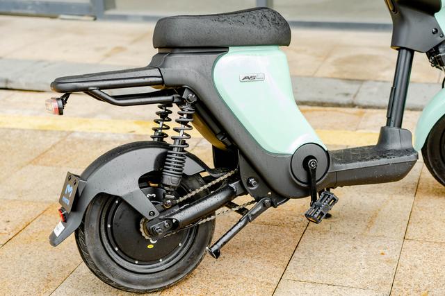 猛犸A5新国标电瓶车评测：除了无钥匙一键启动还有更香的