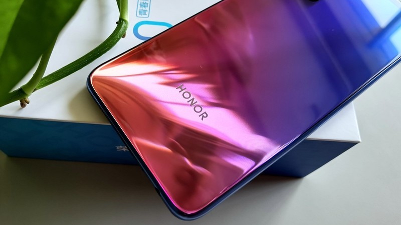 千元5G荣耀30青春版综合体验——换芯的青春依然别致