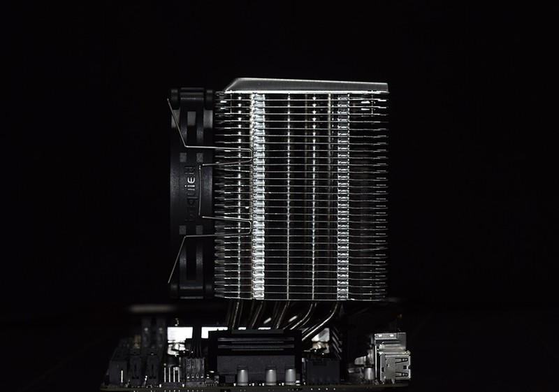 酷酷的大男孩 必酷be quiet!小黑帽SHADOW ROCK 3 CPU散热器 上机小测