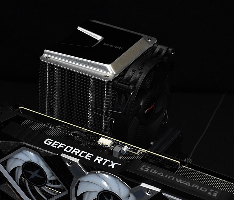 酷酷的大男孩 必酷be quiet!小黑帽SHADOW ROCK 3 CPU散热器 上机小测