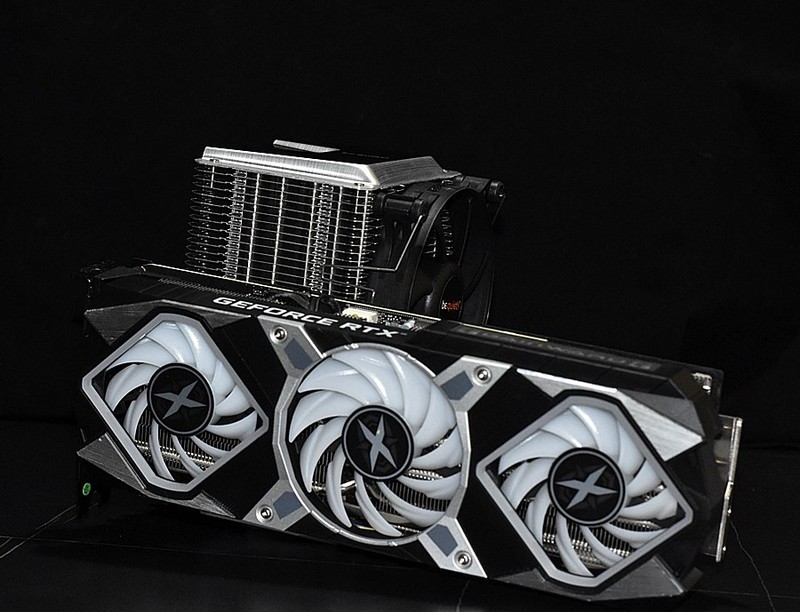 酷酷的大男孩 必酷be quiet!小黑帽SHADOW ROCK 3 CPU散热器 上机小测