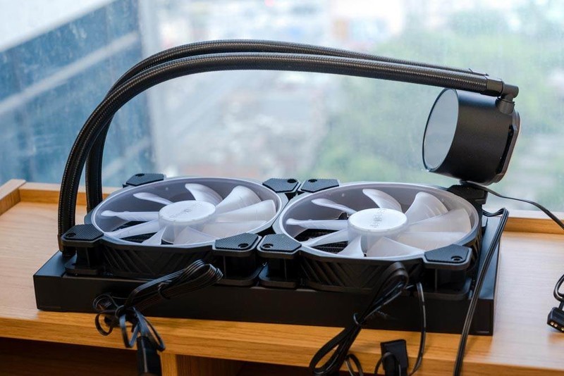 Belced冰封280 RGB开箱上手：能否压得住我的12核性能怪兽？