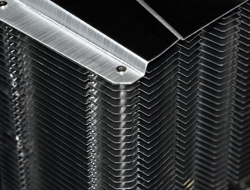 酷酷的大男孩 必酷be quiet!小黑帽SHADOW ROCK 3 CPU散热器 上机小测