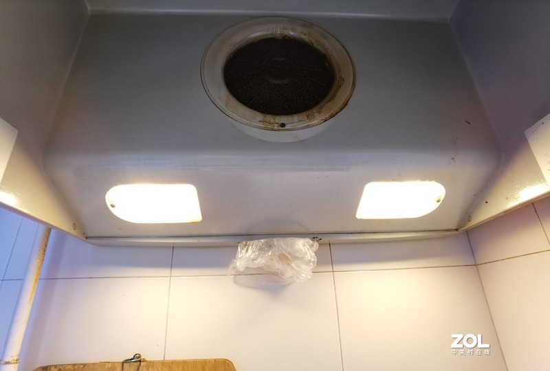 #厨房装修#老房改造换新装 厨房小东西怎么摆放更合理？省空间更智能来看火星人集成灶