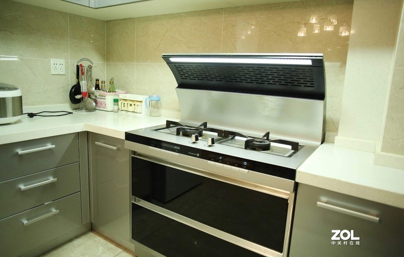 #厨房装修#老房改造换新装 厨房小东西怎么摆放更合理？省空间更智能来看火星人集成灶
