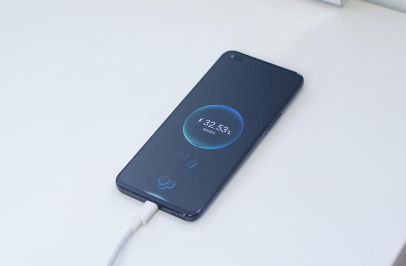 120Hz高刷全视屏、66W超级快充，畅快到起飞，荣耀X20全面测评