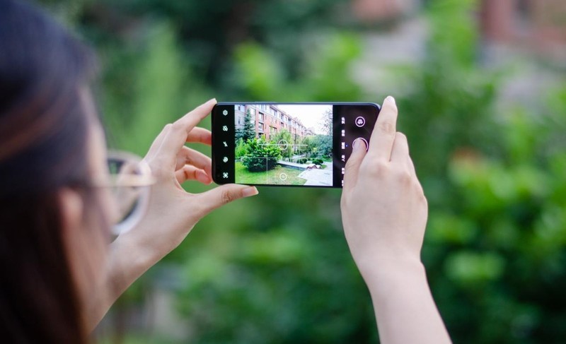 120Hz高刷全视屏、66W超级快充，畅快到起飞，荣耀X20全面测评