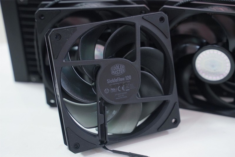 实用酷炫之选，酷冷至尊海魔360+V650金牌电源装机体验