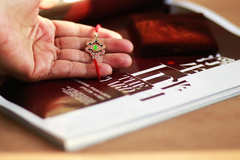 送给家人一份转运好礼 布达拉宫锦色芳华璀璨银手链