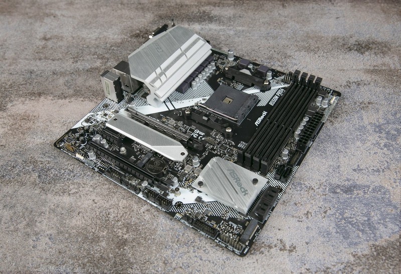 六年磨一剑，英雄联盟动画开播|LOL主板推荐